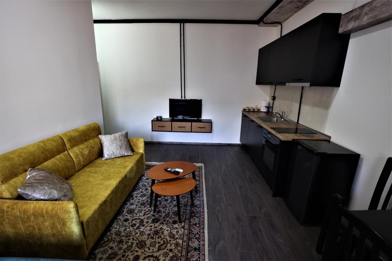 Lovely Studio In Tirana #1 Ngoại thất bức ảnh